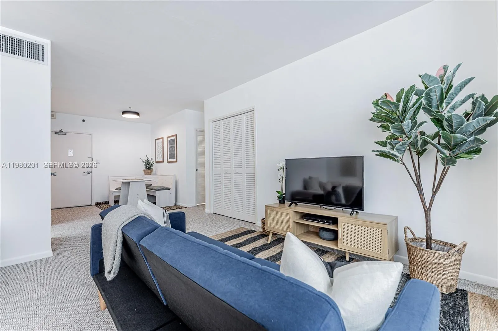 1000 West Ave 432, Miami Beach, Florida 33139, Miami Beach, Florida 33139, ,1 BathroomBathrooms,Residential Lease,For Rent,1000 West Ave 432, Miami Beach, Florida 33139,A11980201