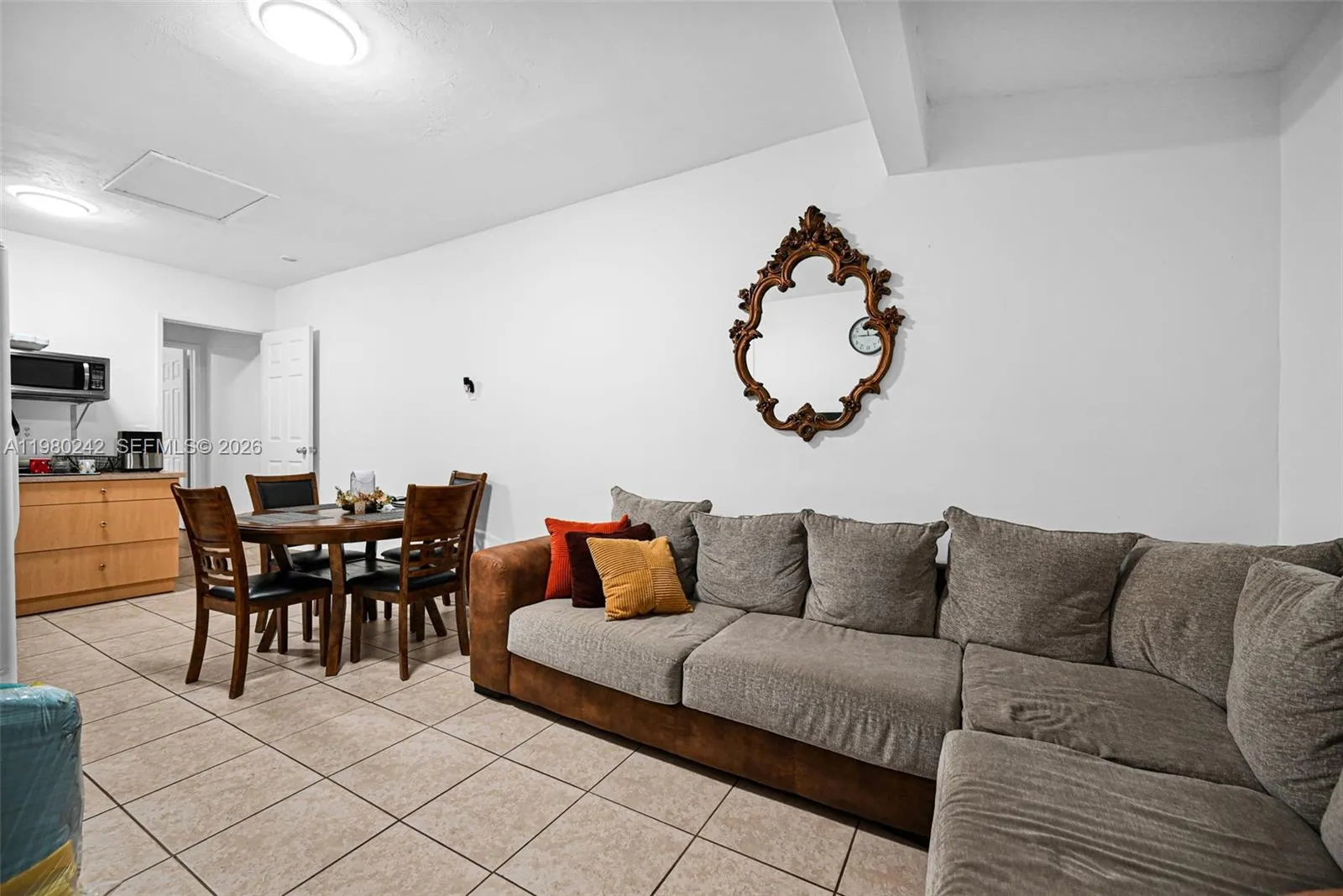 1811 Utopia Dr, Miramar, Florida 33023, Miramar, Florida 33023, 3 Bedrooms Bedrooms, ,2 BathroomsBathrooms,Residential,For Sale,1811 Utopia Dr, Miramar, Florida 33023,A11980242