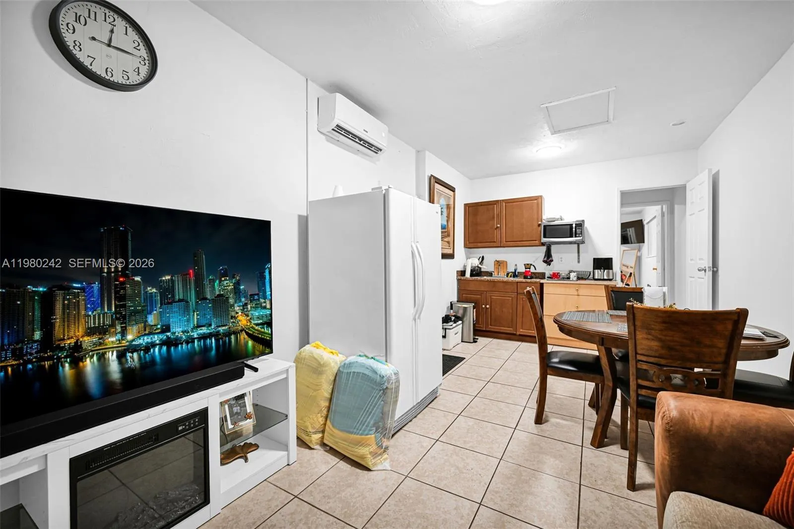 1811 Utopia Dr, Miramar, Florida 33023, Miramar, Florida 33023, 3 Bedrooms Bedrooms, ,2 BathroomsBathrooms,Residential,For Sale,1811 Utopia Dr, Miramar, Florida 33023,A11980242