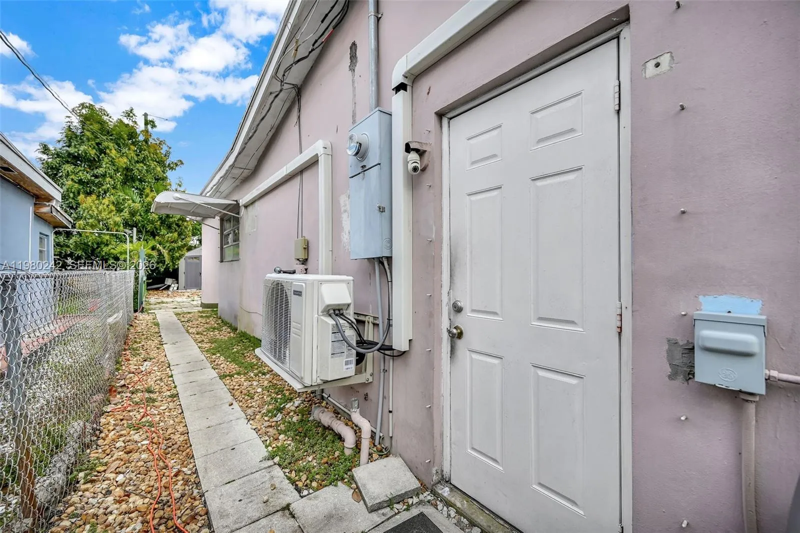 1811 Utopia Dr, Miramar, Florida 33023, Miramar, Florida 33023, 3 Bedrooms Bedrooms, ,2 BathroomsBathrooms,Residential,For Sale,1811 Utopia Dr, Miramar, Florida 33023,A11980242