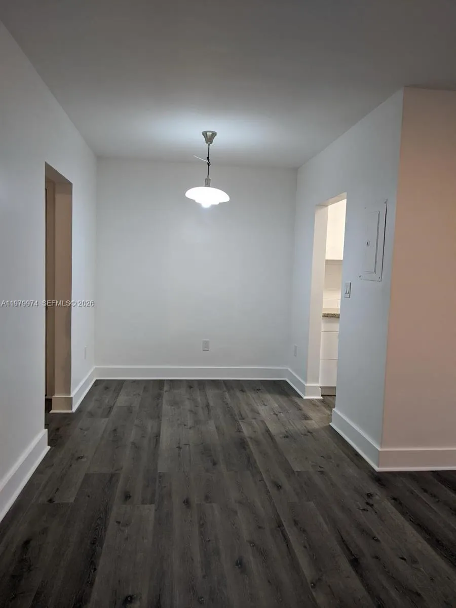 12665 Ne 16th Ave 4, North Miami, Florida 33161, North Miami, Florida 33161, 1 Bedroom Bedrooms, ,1 BathroomBathrooms,Residential Lease,For Rent,12665 Ne 16th Ave 4, North Miami, Florida 33161,A11979974