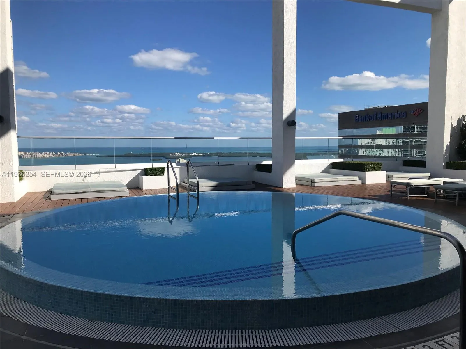55 Se 6th St 3804, Miami, Florida 33131, Miami, Florida 33131, 1 Bedroom Bedrooms, ,1 BathroomBathrooms,Residential Lease,For Rent,55 Se 6th St 3804, Miami, Florida 33131,A11980254