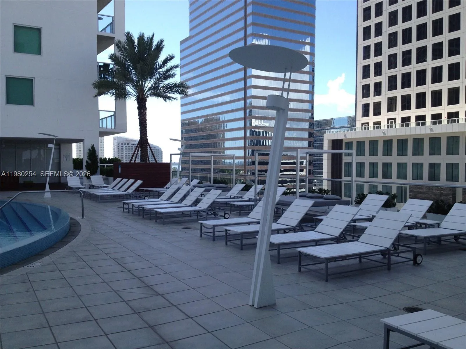 55 Se 6th St 3804, Miami, Florida 33131, Miami, Florida 33131, 1 Bedroom Bedrooms, ,1 BathroomBathrooms,Residential Lease,For Rent,55 Se 6th St 3804, Miami, Florida 33131,A11980254