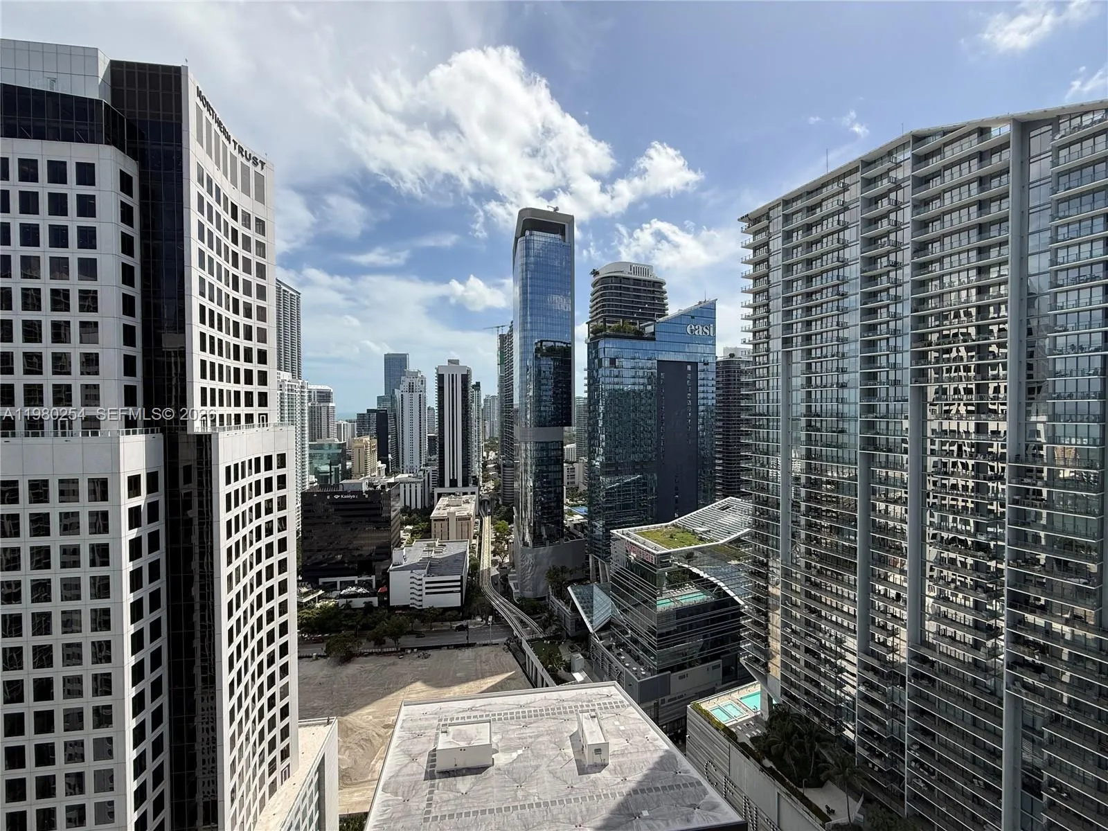 55 Se 6th St 3804, Miami, Florida 33131, Miami, Florida 33131, 1 Bedroom Bedrooms, ,1 BathroomBathrooms,Residential Lease,For Rent,55 Se 6th St 3804, Miami, Florida 33131,A11980254