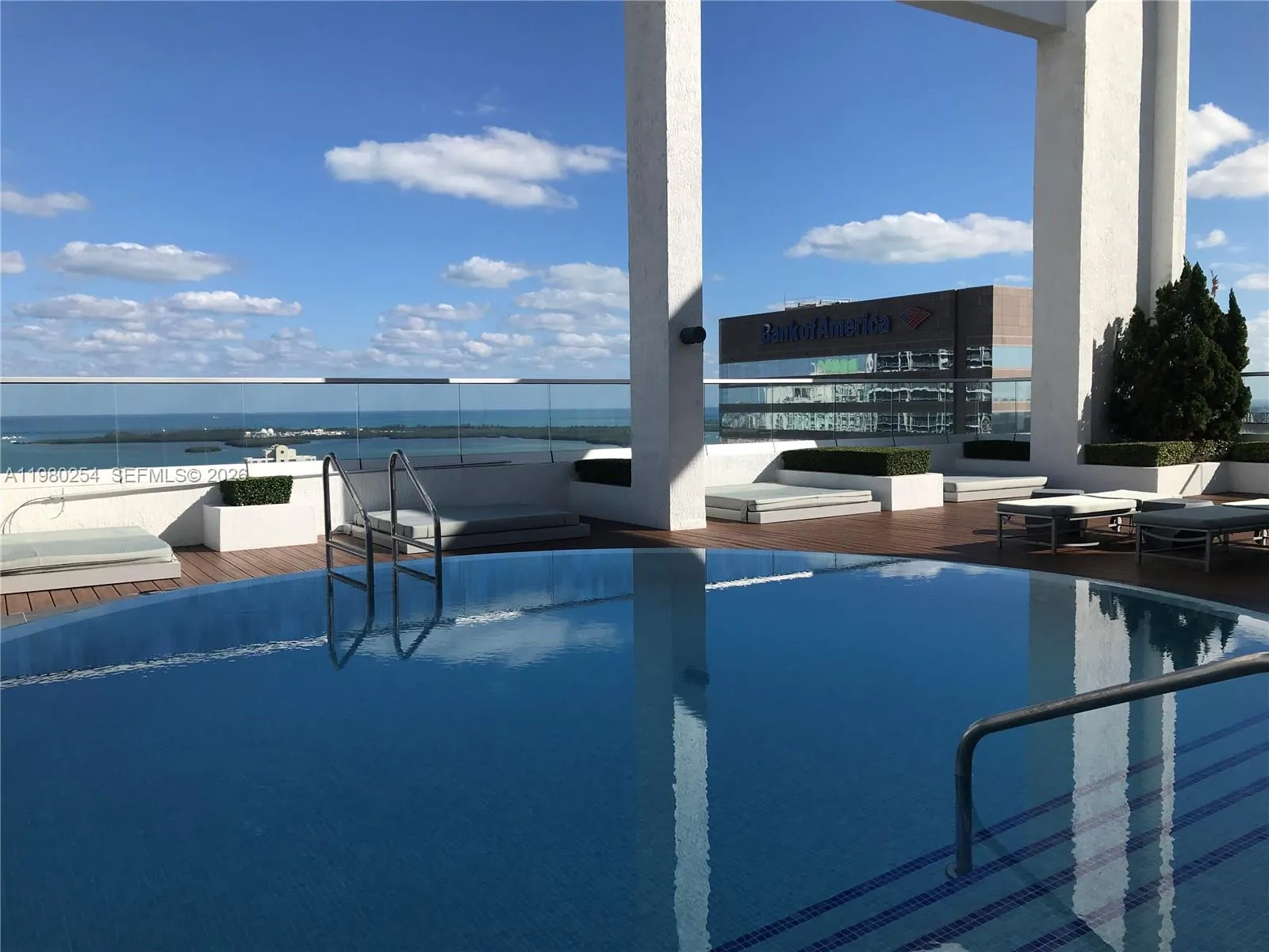 55 Se 6th St 3804, Miami, Florida 33131, Miami, Florida 33131, 1 Bedroom Bedrooms, ,1 BathroomBathrooms,Residential Lease,For Rent,55 Se 6th St 3804, Miami, Florida 33131,A11980254