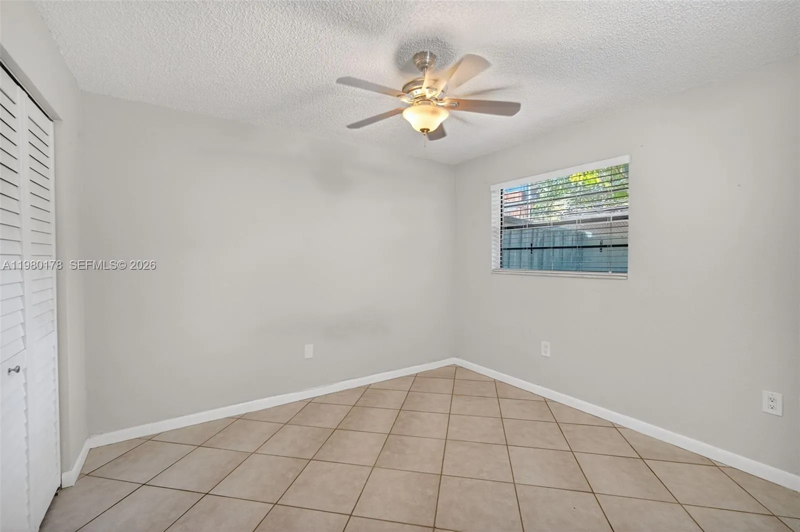 3265 Virginia St 9, Miami, Florida 33133, Miami, Florida 33133, 2 Bedrooms Bedrooms, ,2 BathroomsBathrooms,Residential Lease,For Rent,3265 Virginia St 9, Miami, Florida 33133,A11980178