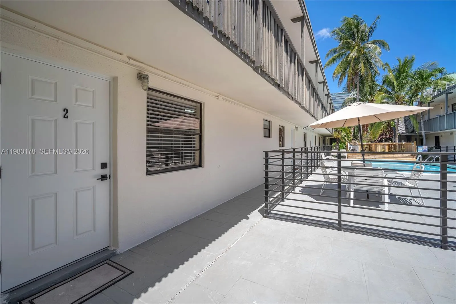 3265 Virginia St 9, Miami, Florida 33133, Miami, Florida 33133, 2 Bedrooms Bedrooms, ,2 BathroomsBathrooms,Residential Lease,For Rent,3265 Virginia St 9, Miami, Florida 33133,A11980178