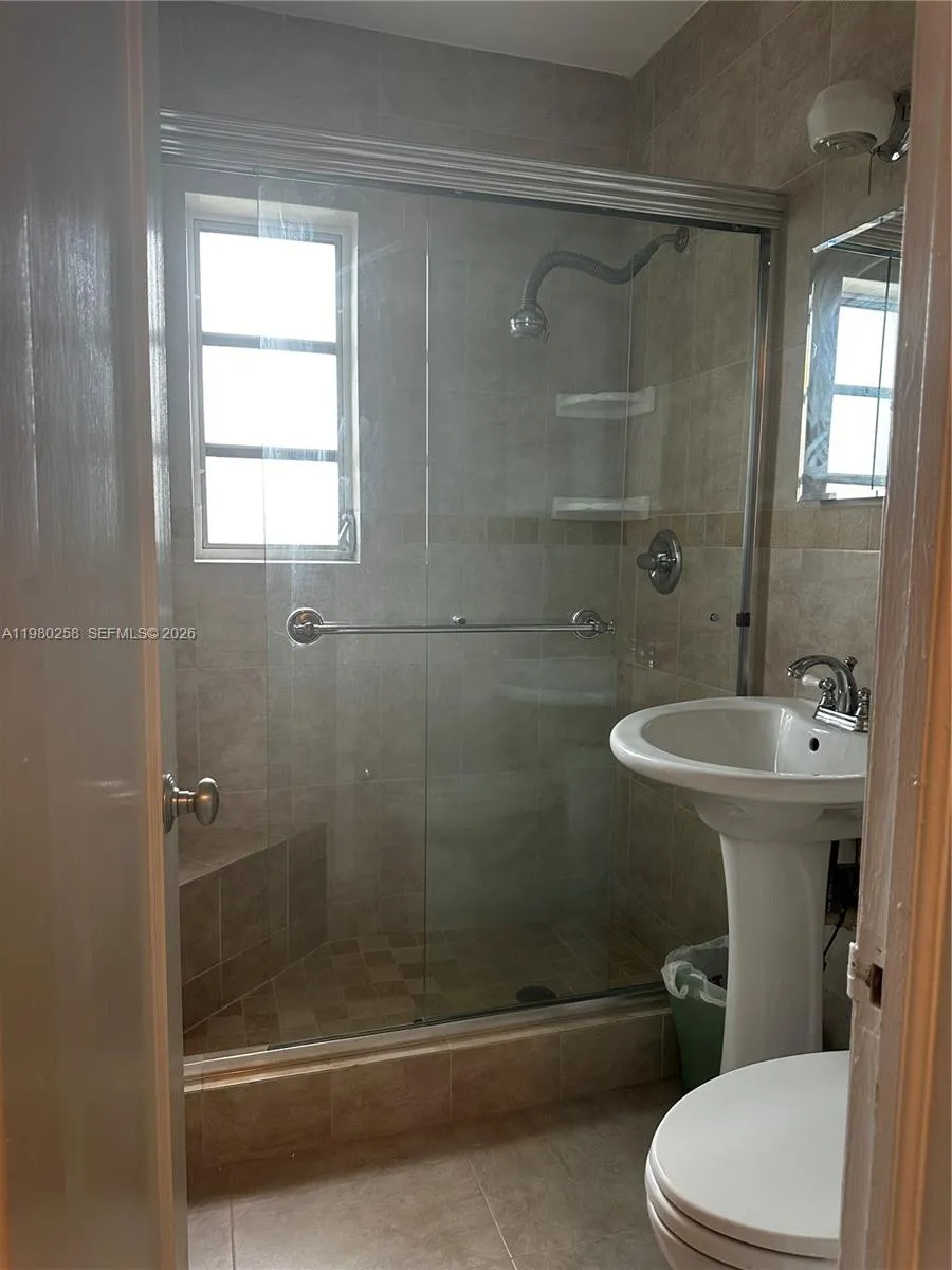 7540 Sw 37th St, Miami, Florida 33155, Miami, Florida 33155, 3 Bedrooms Bedrooms, ,2 BathroomsBathrooms,Residential,For Sale,7540 Sw 37th St, Miami, Florida 33155,A11980258