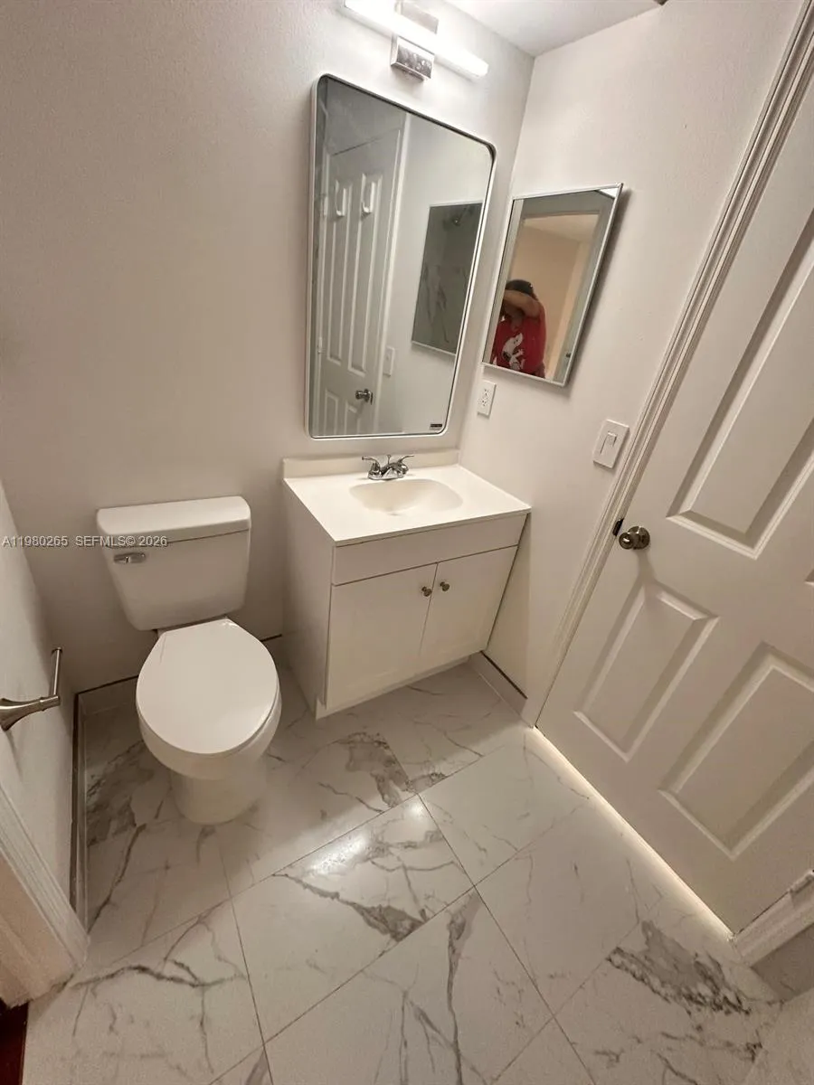 2135 Madeira Dr 2135, Weston, Florida 33327, Weston, Florida 33327, 3 Bedrooms Bedrooms, ,2 BathroomsBathrooms,Residential Lease,For Rent,2135 Madeira Dr 2135, Weston, Florida 33327,A11980265