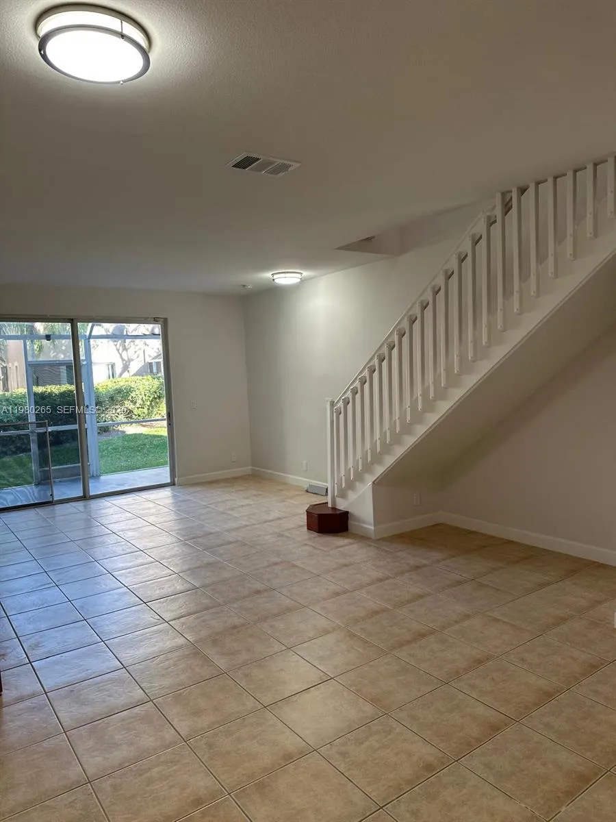 2135 Madeira Dr 2135, Weston, Florida 33327, Weston, Florida 33327, 3 Bedrooms Bedrooms, ,2 BathroomsBathrooms,Residential Lease,For Rent,2135 Madeira Dr 2135, Weston, Florida 33327,A11980265