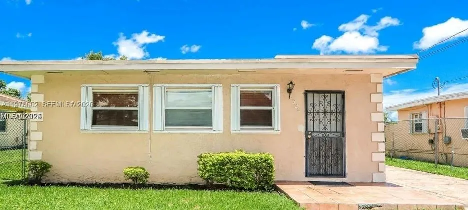 725 Sw 12th Ave, Homestead, Florida 33030, Homestead, Florida 33030, 4 Bedrooms Bedrooms, ,2 BathroomsBathrooms,Residential,For Sale,725 Sw 12th Ave, Homestead, Florida 33030,A11978002