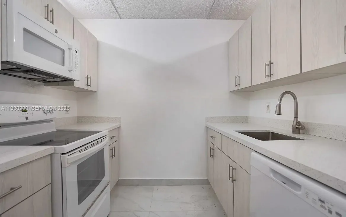 8260 Sw 210th St 302, Cutler Bay, Florida 33189, Cutler Bay, Florida 33189, 2 Bedrooms Bedrooms, ,2 BathroomsBathrooms,Residential,For Sale,8260 Sw 210th St 302, Cutler Bay, Florida 33189,A11980299