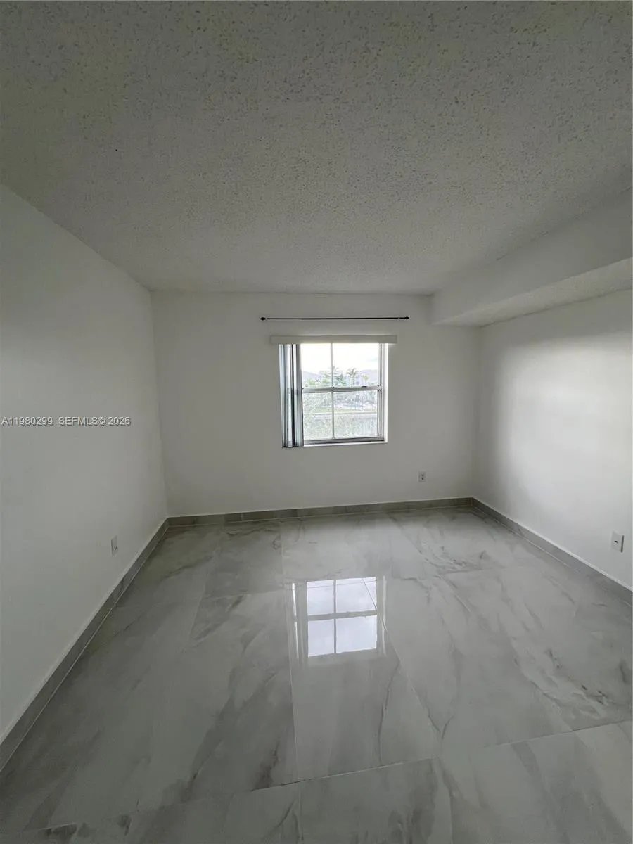 8260 Sw 210th St 302, Cutler Bay, Florida 33189, Cutler Bay, Florida 33189, 2 Bedrooms Bedrooms, ,2 BathroomsBathrooms,Residential,For Sale,8260 Sw 210th St 302, Cutler Bay, Florida 33189,A11980299