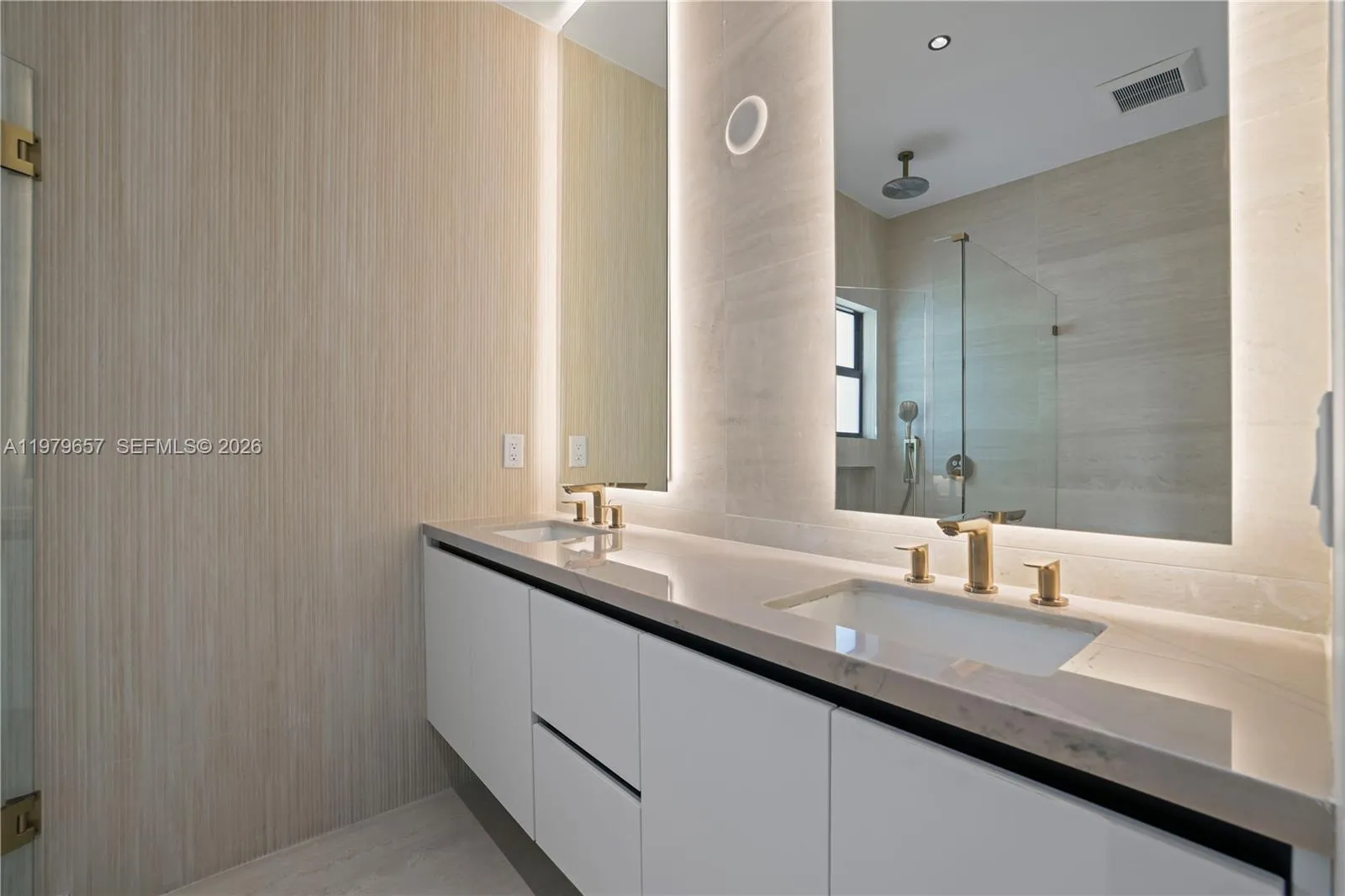 3187 Sw 23rd St A, Miami, Florida 33145, Miami, Florida 33145, 4 Bedrooms Bedrooms, ,4 BathroomsBathrooms,Residential Lease,For Rent,3187 Sw 23rd St A, Miami, Florida 33145,A11979657