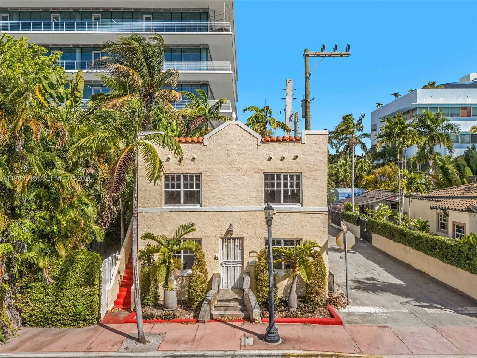 927 4th St, Miami Beach, Florida 33139, Miami Beach, Florida 33139, ,Commercial Sale,For Sale,927 4th St, Miami Beach, Florida 33139,A11980318