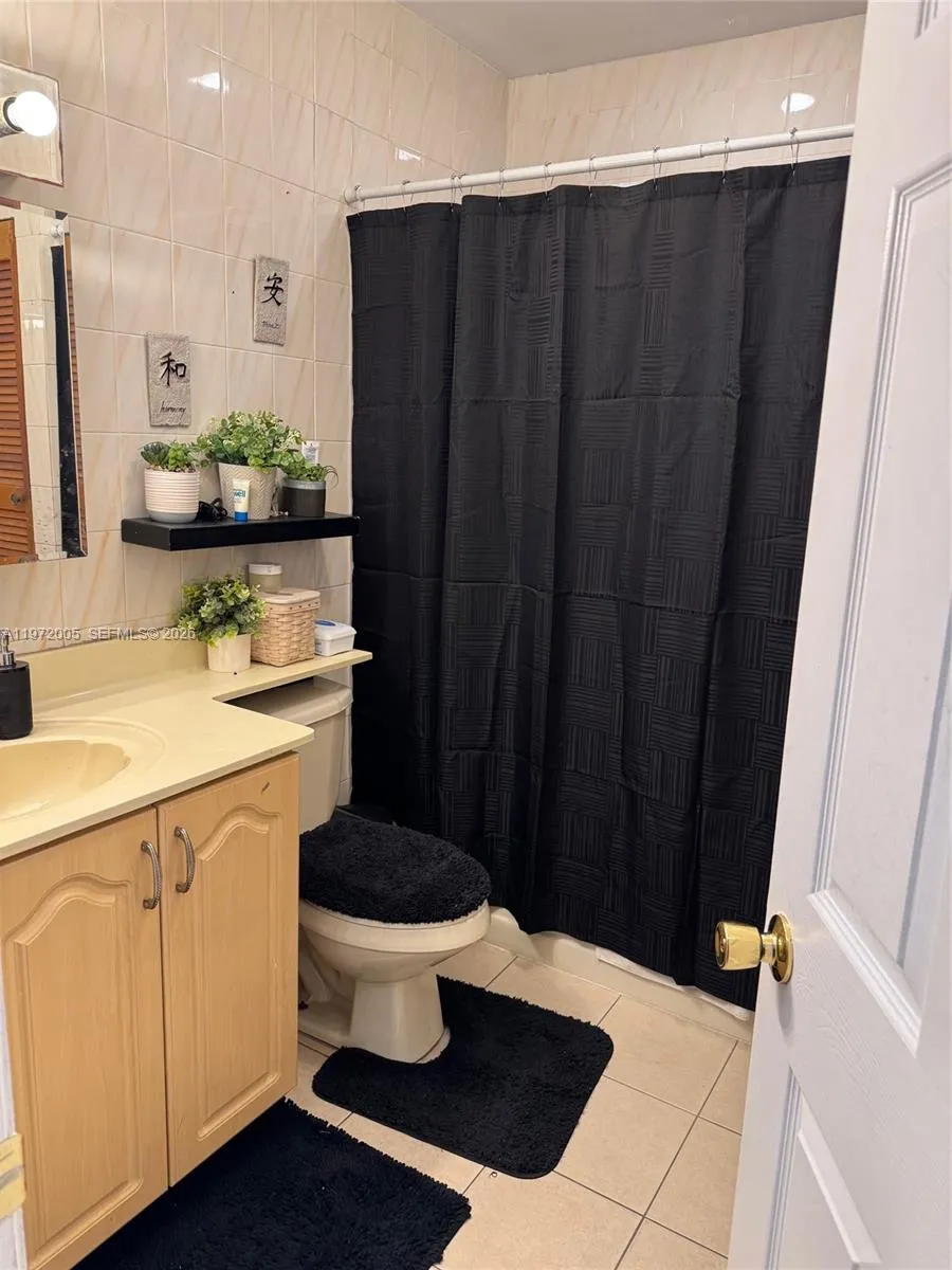 952 E 19th St, Hialeah, Florida 33013, Hialeah, Florida 33013, ,Residential Income,For Sale,952 E 19th St, Hialeah, Florida 33013,A11972005