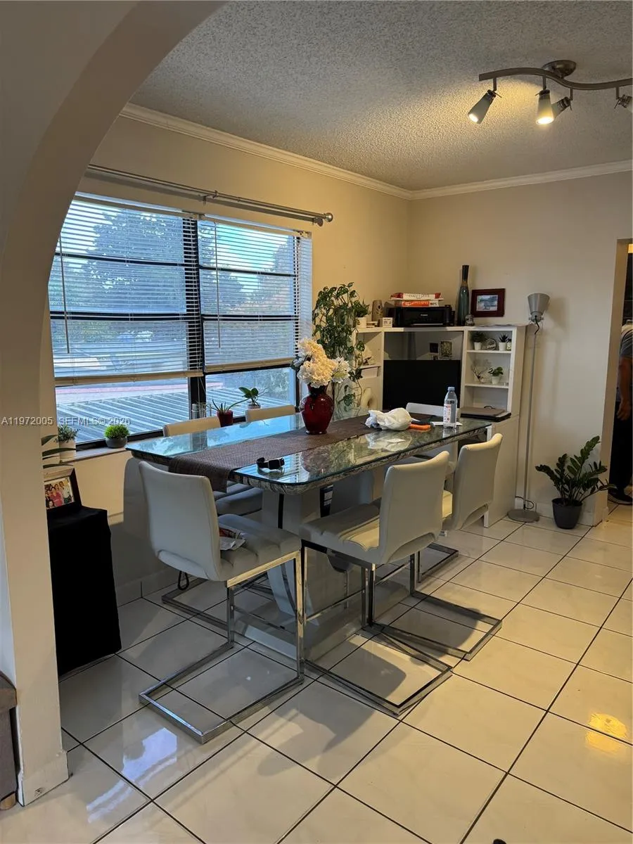 952 E 19th St, Hialeah, Florida 33013, Hialeah, Florida 33013, ,Residential Income,For Sale,952 E 19th St, Hialeah, Florida 33013,A11972005