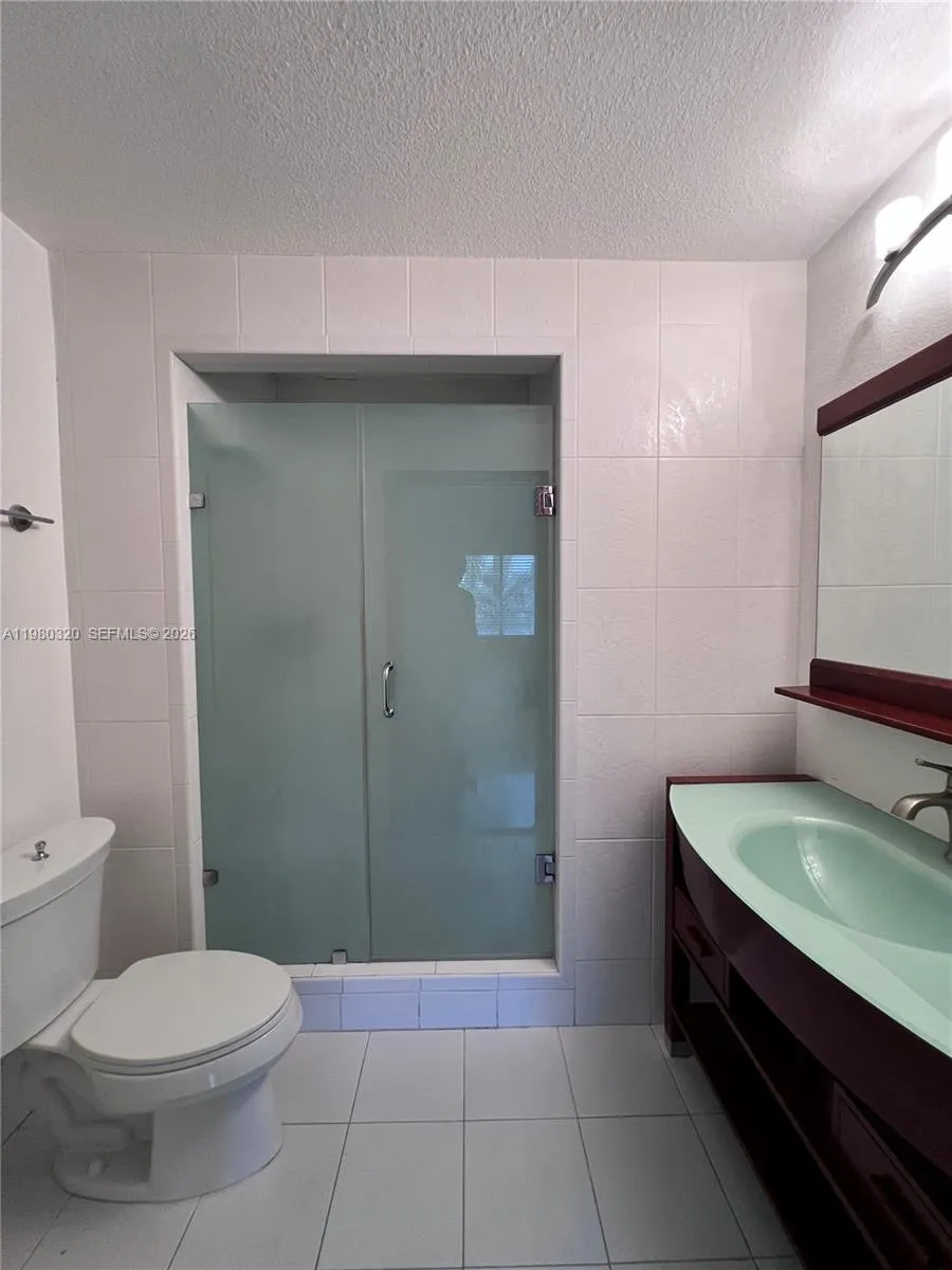 6950 Nw 174th Ter 602, Hialeah, Florida 33015, Hialeah, Florida 33015, 3 Bedrooms Bedrooms, ,2 BathroomsBathrooms,Residential Lease,For Rent,6950 Nw 174th Ter 602, Hialeah, Florida 33015,A11980320