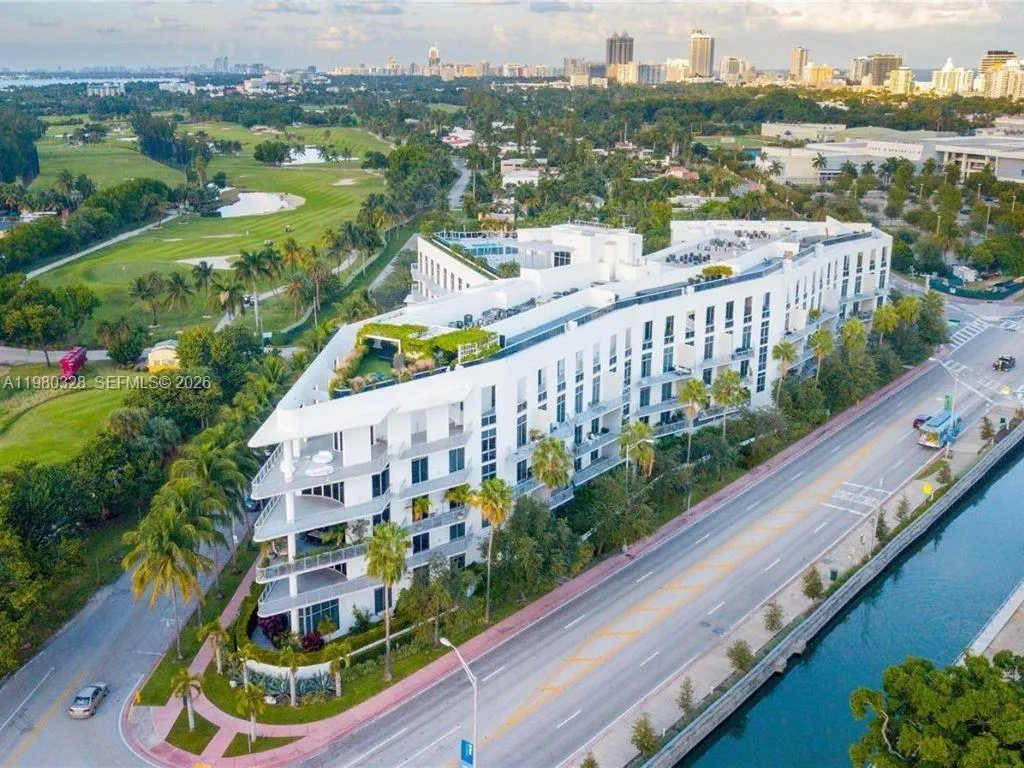 2001 Meridian Ave 414, Miami Beach, Florida 33139, Miami Beach, Florida 33139, 3 Bedrooms Bedrooms, ,2 BathroomsBathrooms,Residential Lease,For Rent,2001 Meridian Ave 414, Miami Beach, Florida 33139,A11980328