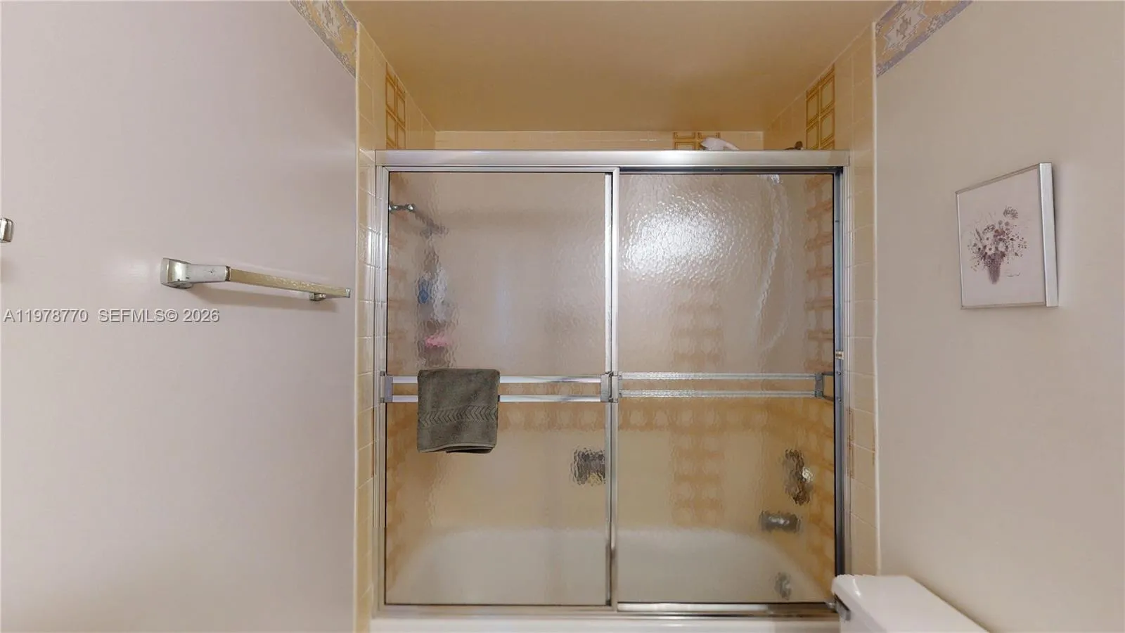 2500 Parkview Dr 902, Hallandale Beach, Florida 33, Hallandale Beach, Florida 33009, 2 Bedrooms Bedrooms, ,2 BathroomsBathrooms,Residential,For Sale,2500 Parkview Dr 902, Hallandale Beach, Florida 33,A11978770