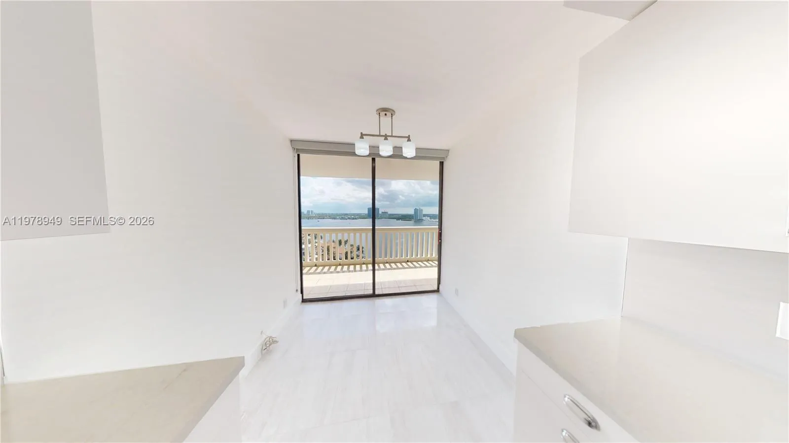 1000 W Island Blvd 1812, Aventura, Florida 33160, Aventura, Florida 33160, 2 Bedrooms Bedrooms, ,2 BathroomsBathrooms,Residential,For Sale,1000 W Island Blvd 1812, Aventura, Florida 33160,A11978949