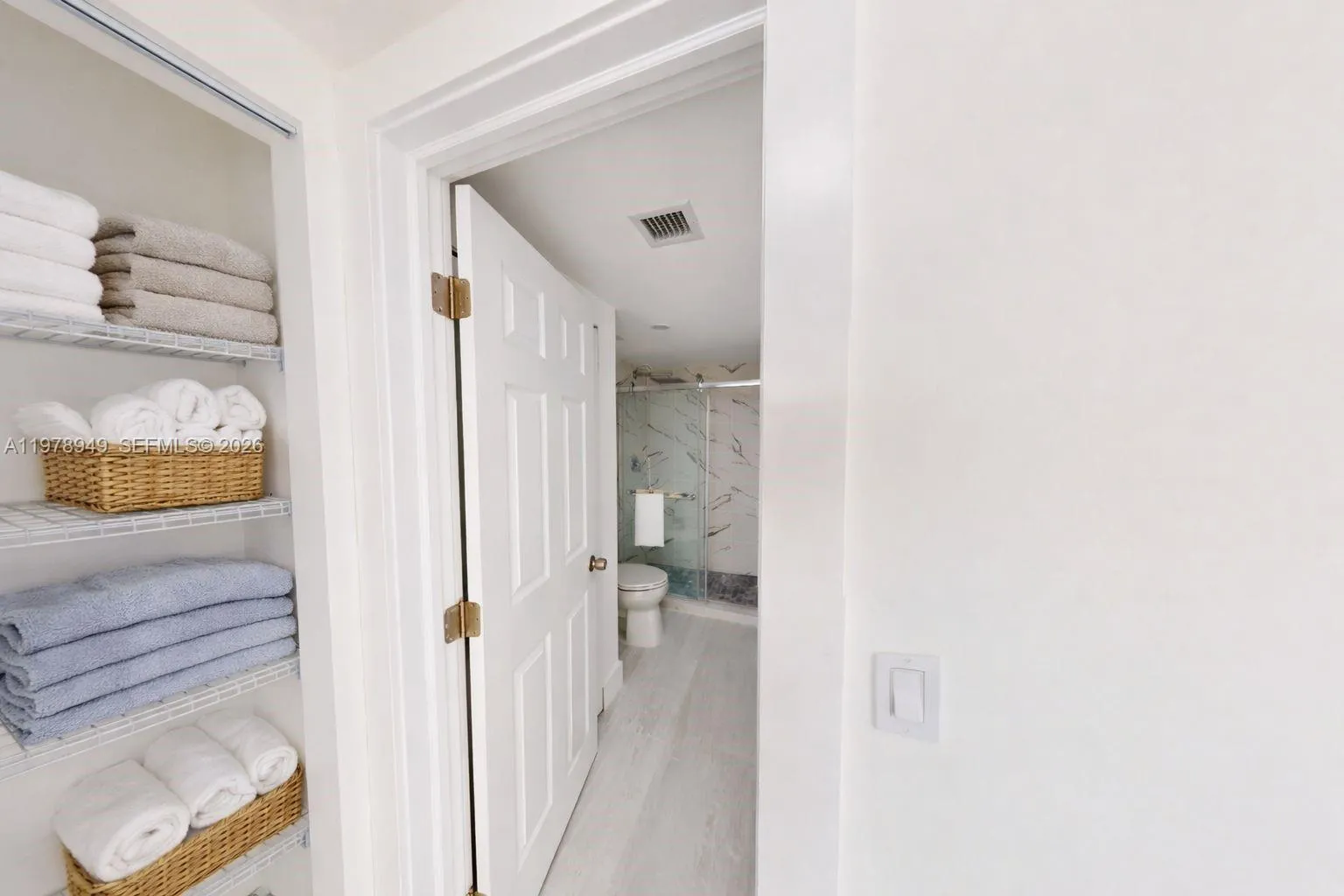 1000 W Island Blvd 1812, Aventura, Florida 33160, Aventura, Florida 33160, 2 Bedrooms Bedrooms, ,2 BathroomsBathrooms,Residential,For Sale,1000 W Island Blvd 1812, Aventura, Florida 33160,A11978949