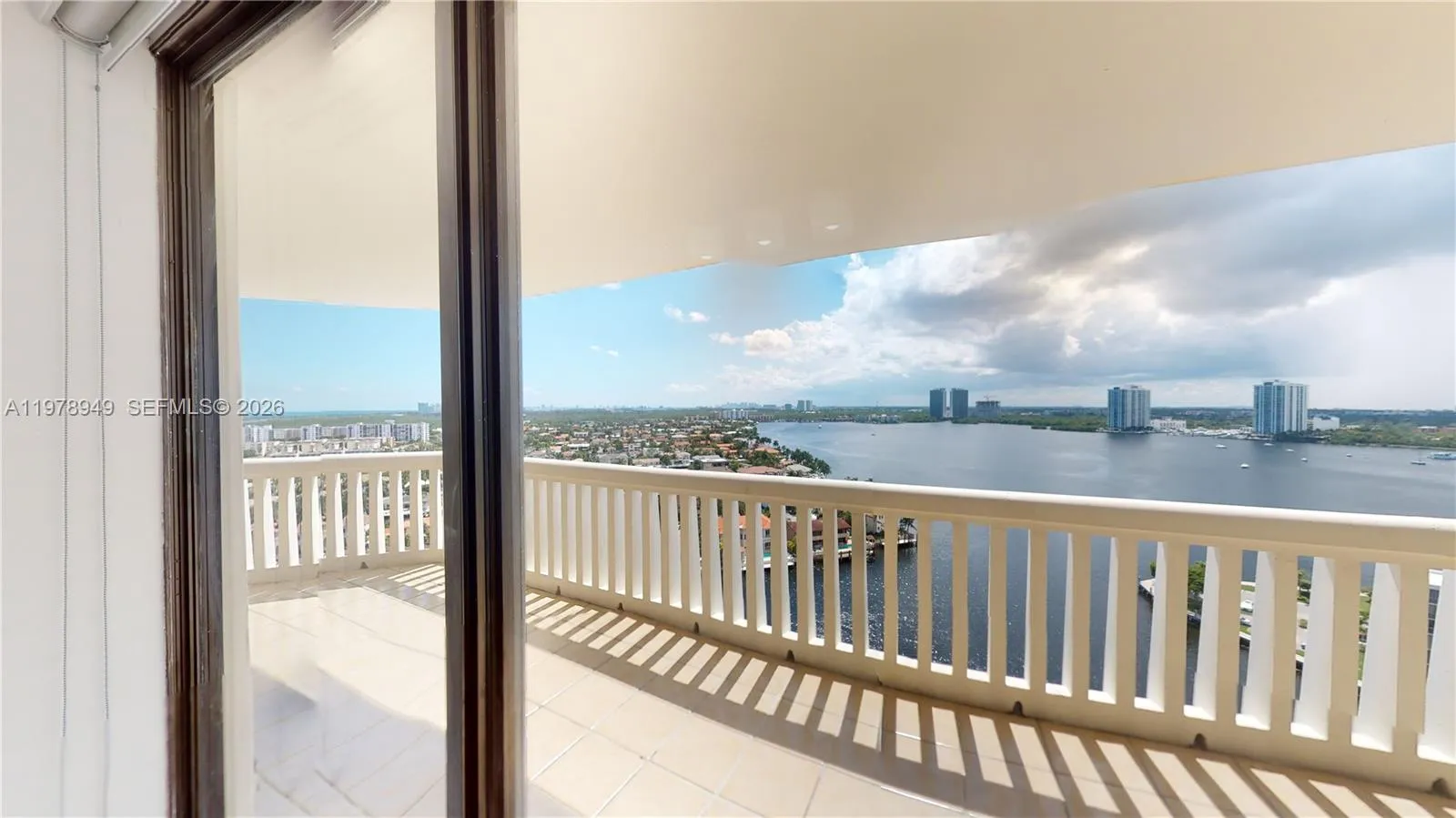 1000 W Island Blvd 1812, Aventura, Florida 33160, Aventura, Florida 33160, 2 Bedrooms Bedrooms, ,2 BathroomsBathrooms,Residential,For Sale,1000 W Island Blvd 1812, Aventura, Florida 33160,A11978949