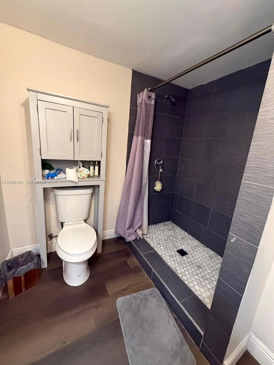 5290 Sw 22nd Ter, Dania Beach, Florida 33312, Dania Beach, Florida 33312, 4 Bedrooms Bedrooms, ,2 BathroomsBathrooms,Residential,For Sale,5290 Sw 22nd Ter, Dania Beach, Florida 33312,A11980302