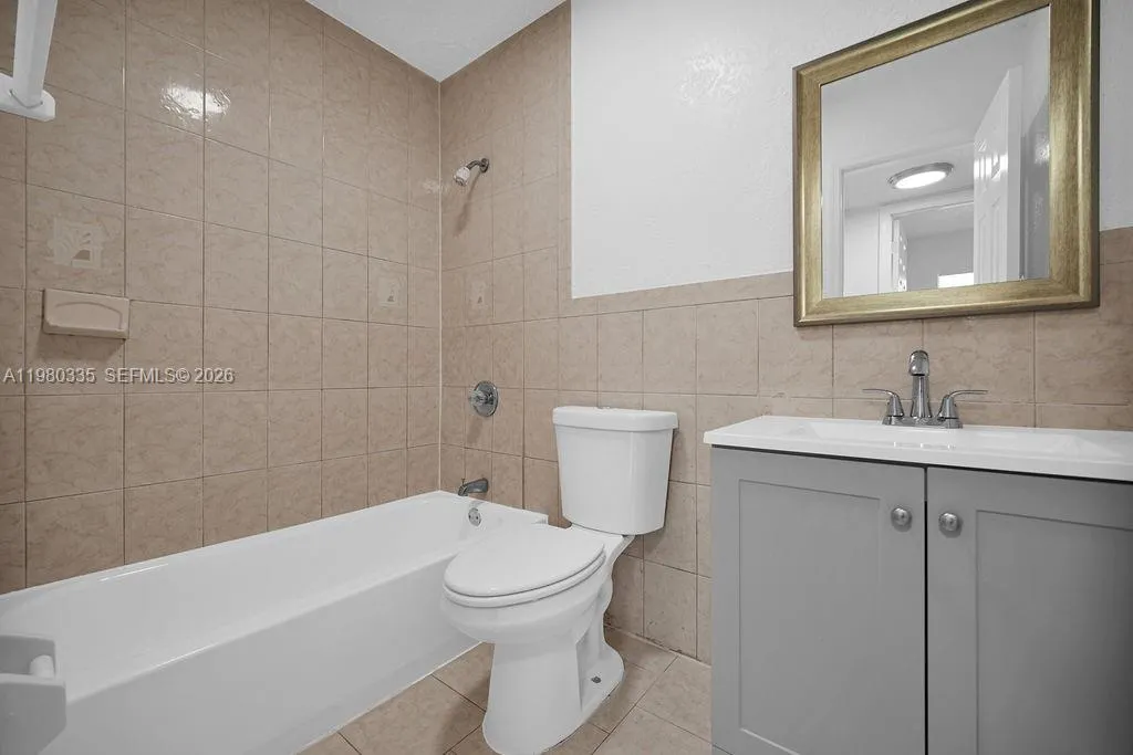 6953 Sw 5th St, Margate, Florida 33068, Margate, Florida 33068, 2 Bedrooms Bedrooms, ,1 BathroomBathrooms,Residential Lease,For Rent,6953 Sw 5th St, Margate, Florida 33068,A11980335