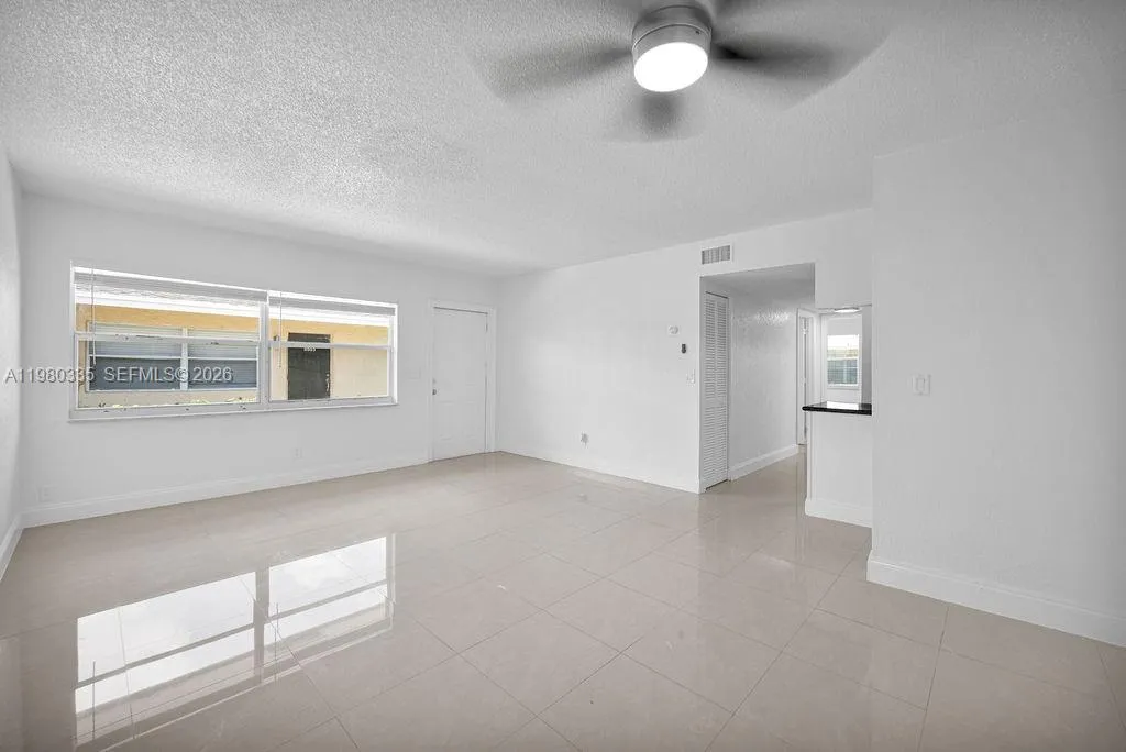 6953 Sw 5th St, Margate, Florida 33068, Margate, Florida 33068, 2 Bedrooms Bedrooms, ,1 BathroomBathrooms,Residential Lease,For Rent,6953 Sw 5th St, Margate, Florida 33068,A11980335