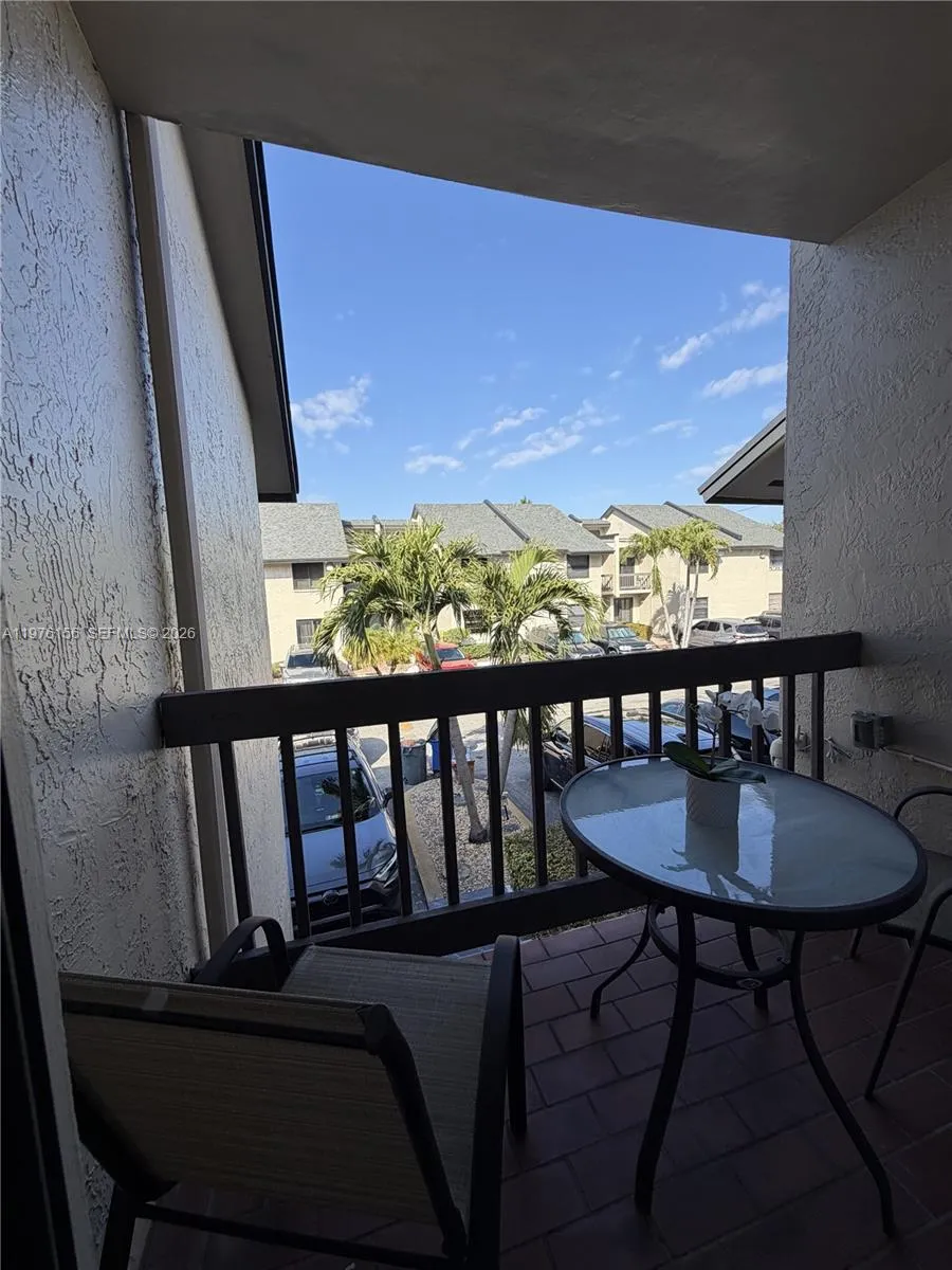 8408 Nw 8th St 8408, Miami, Florida 33126, Miami, Florida 33126, 4 Bedrooms Bedrooms, ,3 BathroomsBathrooms,Residential,For Sale,8408 Nw 8th St 8408, Miami, Florida 33126,A11976156