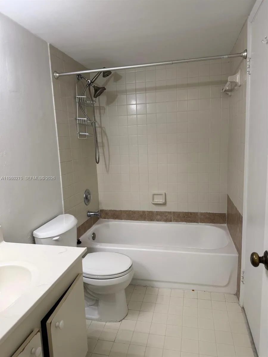 8810 Sw 132nd Pl 307dn, Miami, Florida 33186, Miami, Florida 33186, 1 Bedroom Bedrooms, ,1 BathroomBathrooms,Residential Lease,For Rent,8810 Sw 132nd Pl 307dn, Miami, Florida 33186,A11980275