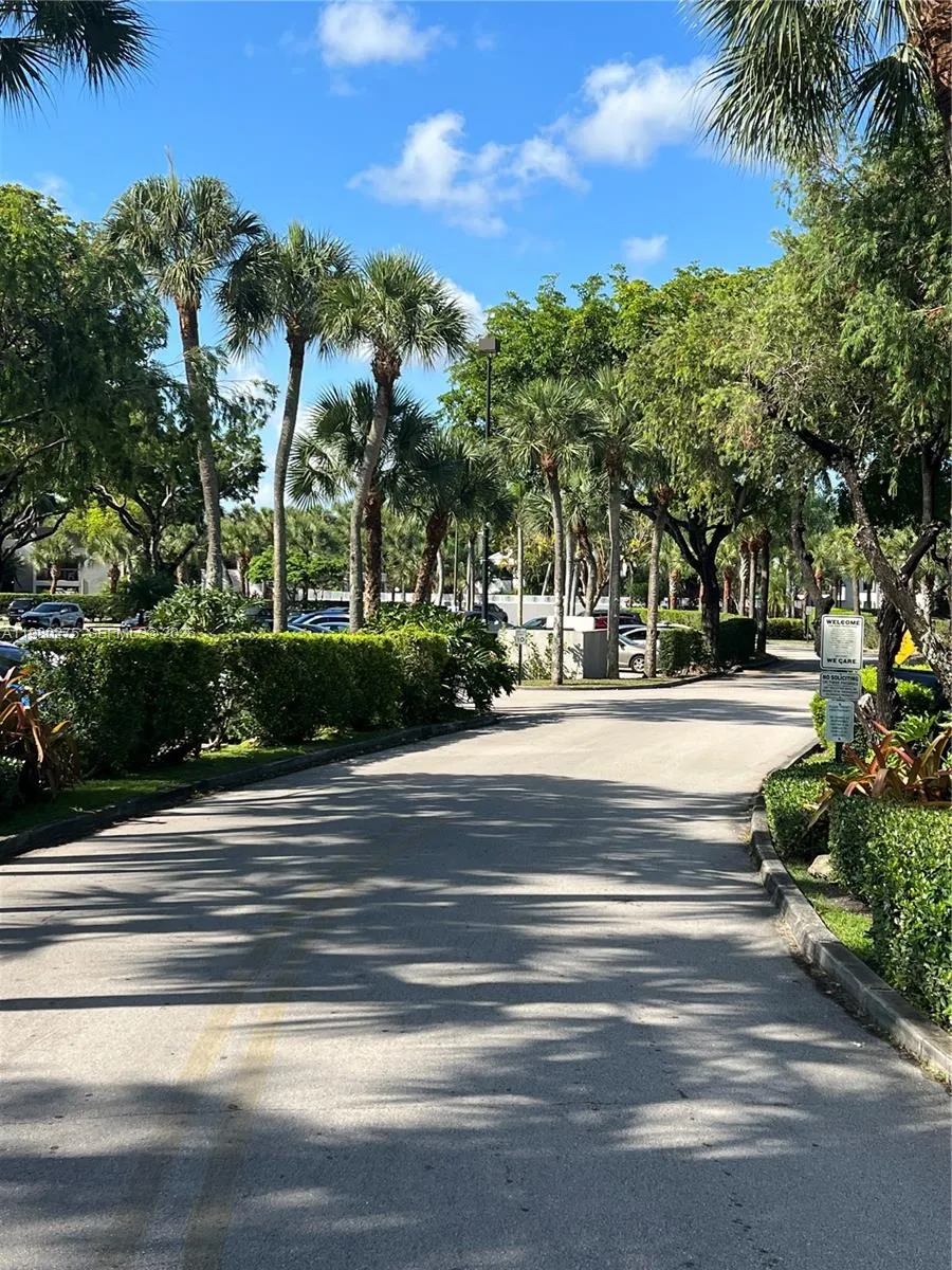 8810 Sw 132nd Pl 307dn, Miami, Florida 33186, Miami, Florida 33186, 1 Bedroom Bedrooms, ,1 BathroomBathrooms,Residential Lease,For Rent,8810 Sw 132nd Pl 307dn, Miami, Florida 33186,A11980275