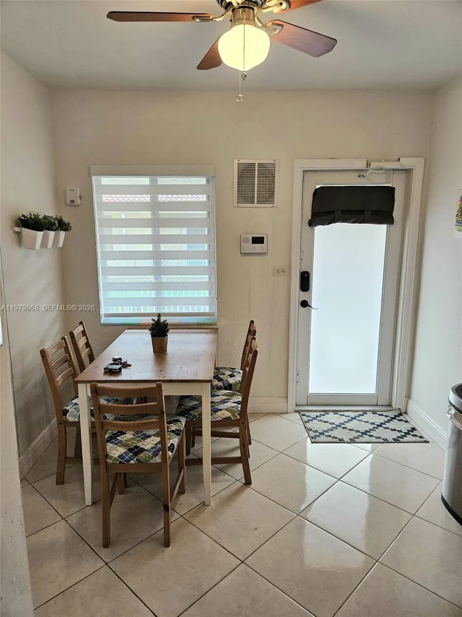 7400 Harding Ave 22, Miami Beach, Florida 33141, Miami Beach, Florida 33141, 1 Bedroom Bedrooms, ,1 BathroomBathrooms,Residential Lease,For Rent,7400 Harding Ave 22, Miami Beach, Florida 33141,A11979868