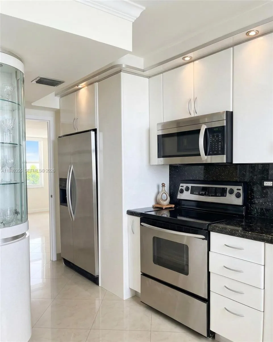 251 174th St 1517, Sunny Isles Beach, Florida 3316, Sunny Isles Beach, Florida 33160, 2 Bedrooms Bedrooms, 4 Rooms Rooms,2 BathroomsBathrooms,Residential,For Sale,251 174th St 1517, Sunny Isles Beach, Florida 3316,A11980355