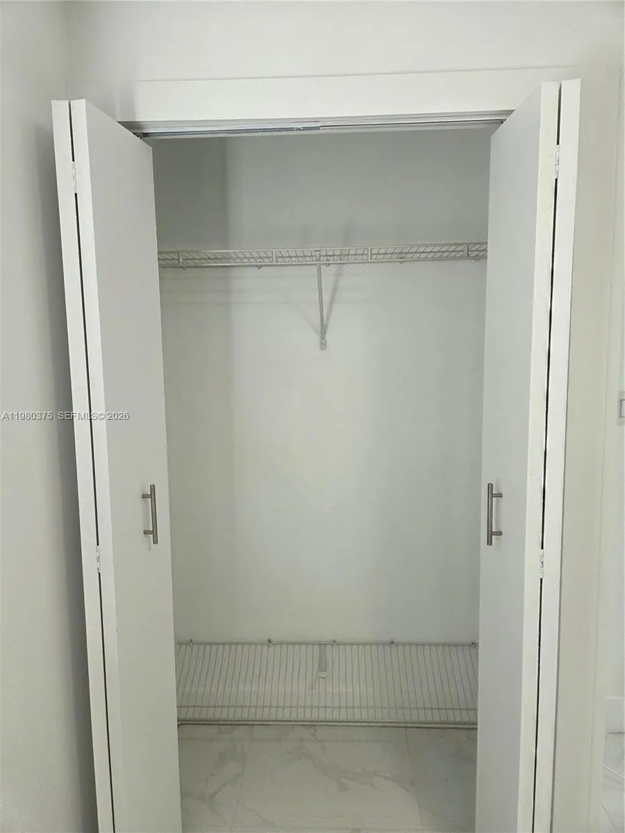 1646 Nw 1st Pl 1, Miami, Florida 33136, Miami, Florida 33136, 1 Bedroom Bedrooms, ,1 BathroomBathrooms,Residential Lease,For Rent,1646 Nw 1st Pl 1, Miami, Florida 33136,A11980375