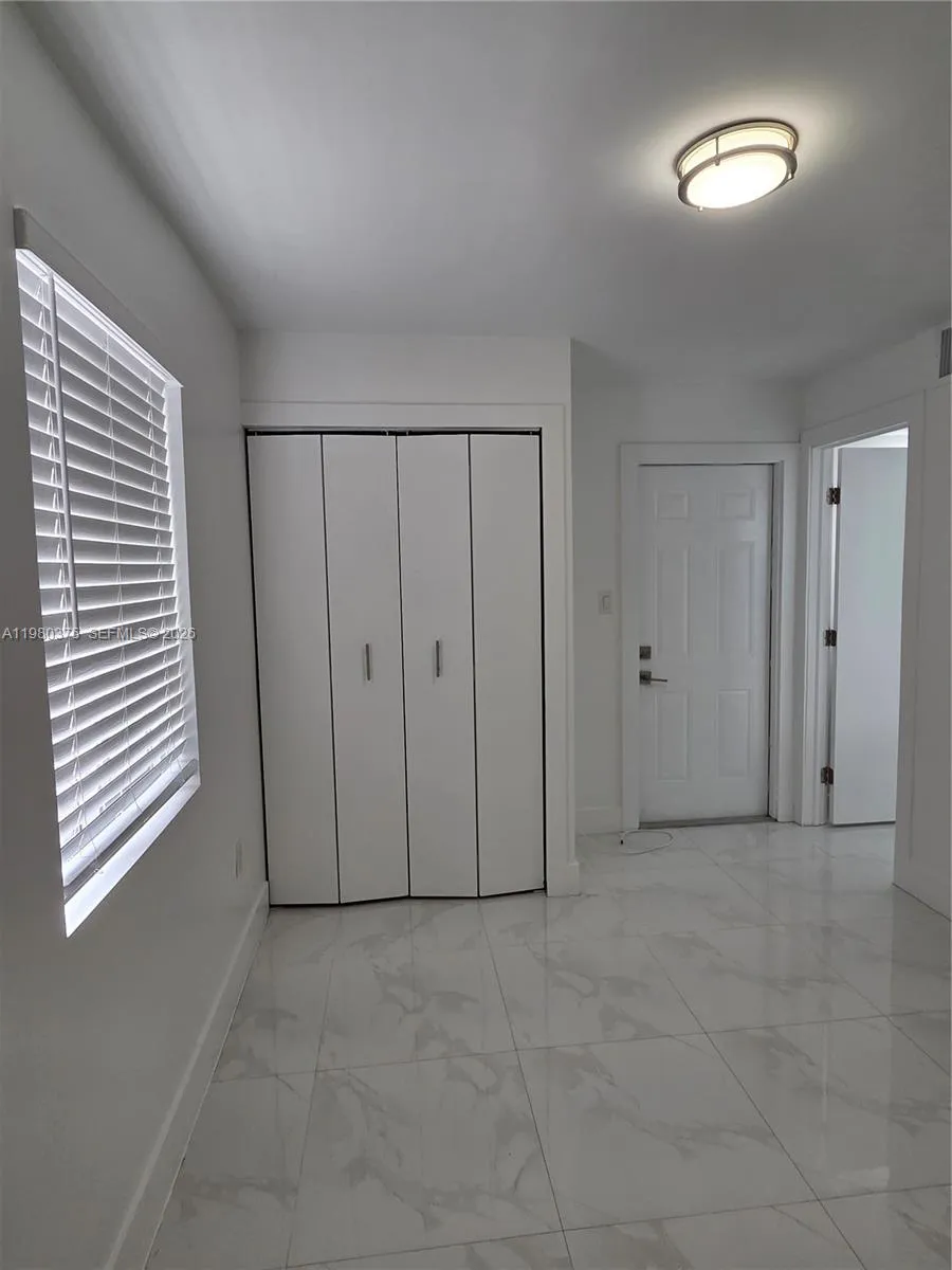 1646 Nw 1st Pl 1, Miami, Florida 33136, Miami, Florida 33136, 1 Bedroom Bedrooms, ,1 BathroomBathrooms,Residential Lease,For Rent,1646 Nw 1st Pl 1, Miami, Florida 33136,A11980375