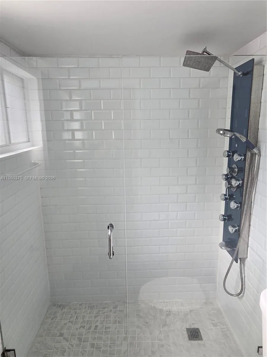 1646 Nw 1st Pl 1, Miami, Florida 33136, Miami, Florida 33136, 1 Bedroom Bedrooms, ,1 BathroomBathrooms,Residential Lease,For Rent,1646 Nw 1st Pl 1, Miami, Florida 33136,A11980375