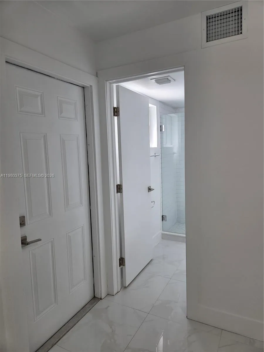 1646 Nw 1st Pl 1, Miami, Florida 33136, Miami, Florida 33136, 1 Bedroom Bedrooms, ,1 BathroomBathrooms,Residential Lease,For Rent,1646 Nw 1st Pl 1, Miami, Florida 33136,A11980375