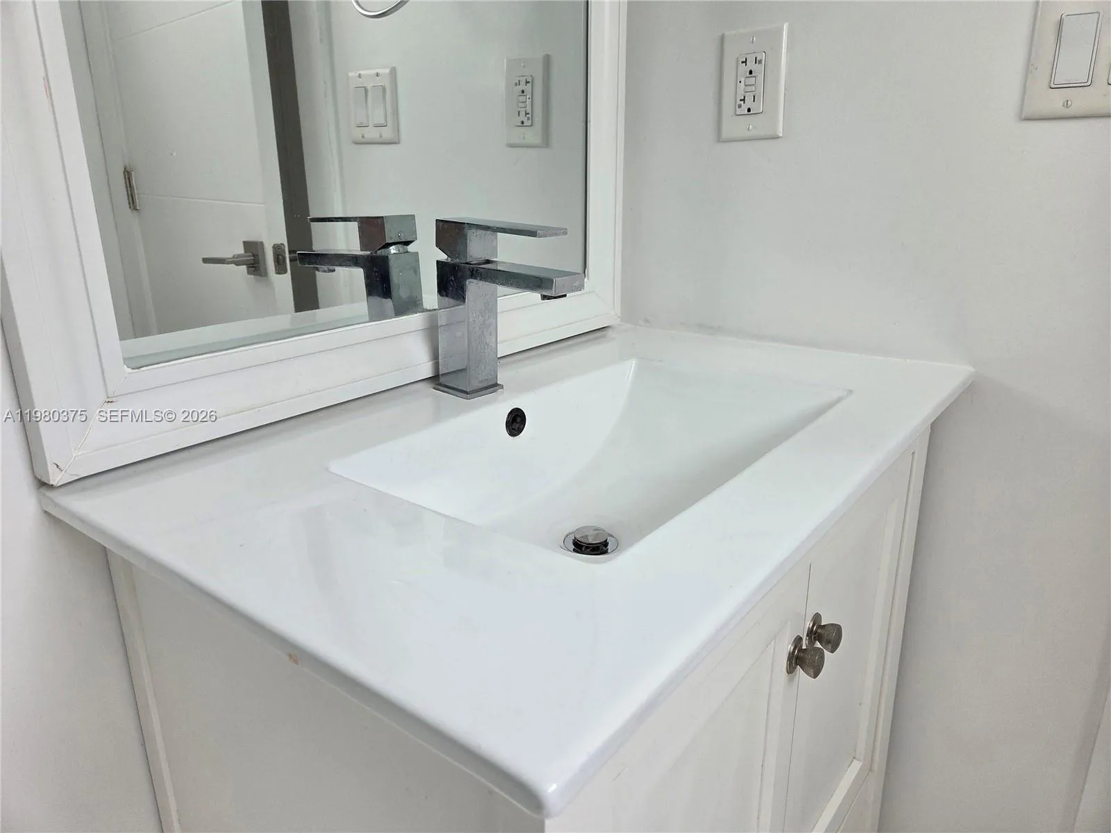 1646 Nw 1st Pl 1, Miami, Florida 33136, Miami, Florida 33136, 1 Bedroom Bedrooms, ,1 BathroomBathrooms,Residential Lease,For Rent,1646 Nw 1st Pl 1, Miami, Florida 33136,A11980375