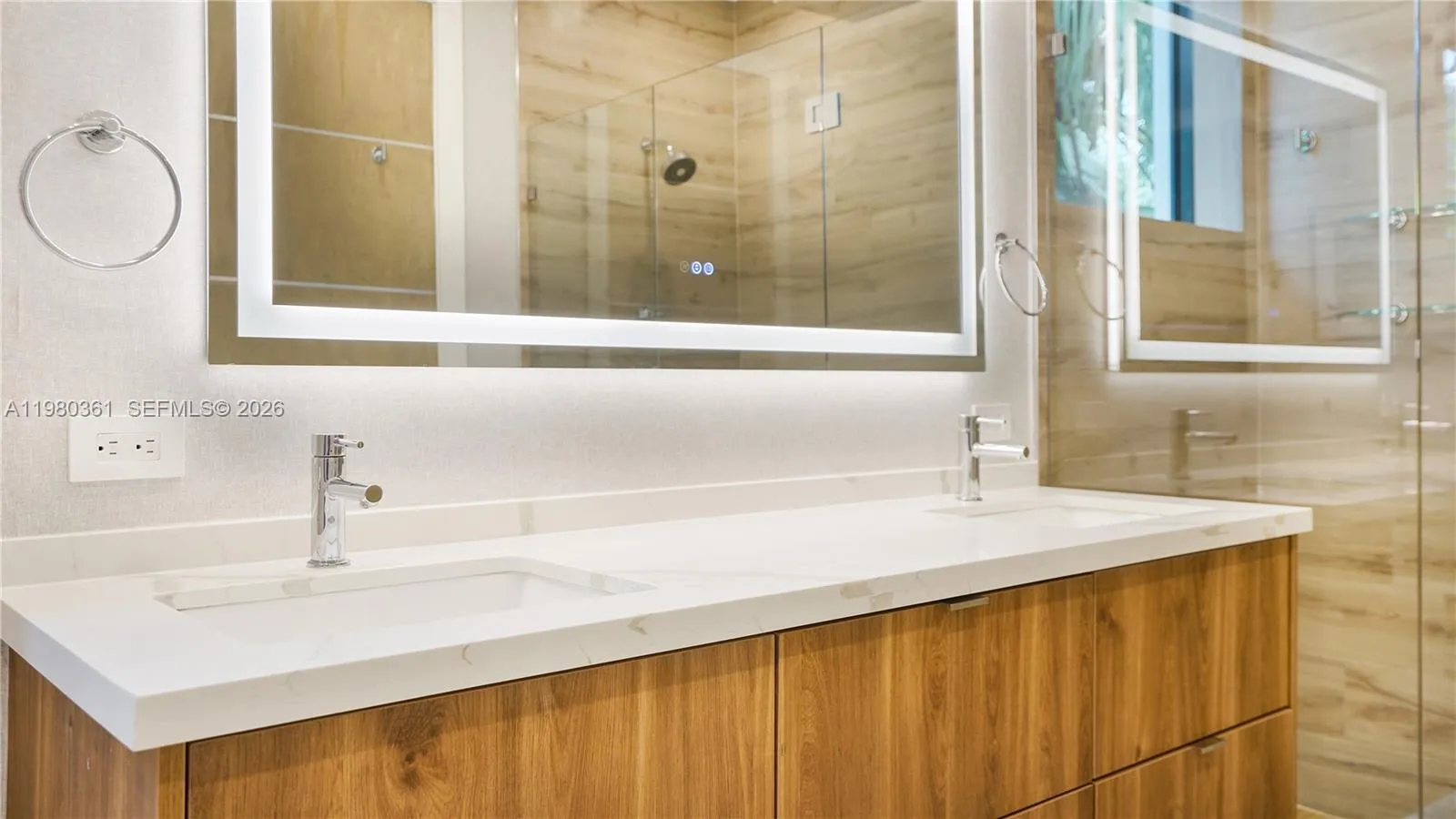 3075 Mary St, Miami, Florida 33133, Miami, Florida 33133, 4 Bedrooms Bedrooms, ,4 BathroomsBathrooms,Residential Lease,For Rent,3075 Mary St, Miami, Florida 33133,A11980361