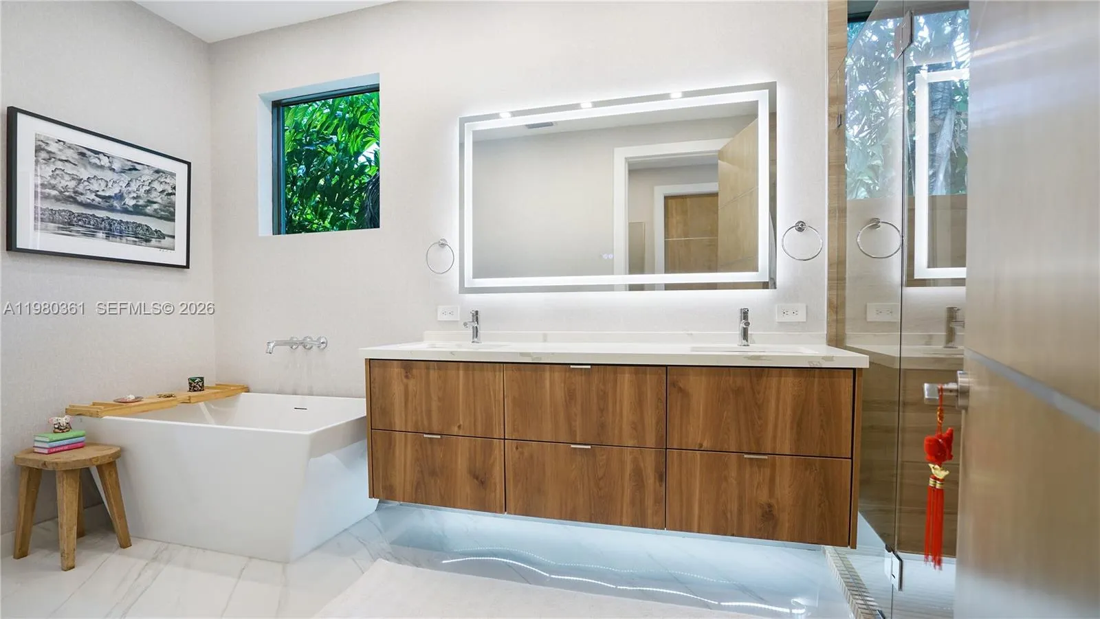 3075 Mary St, Miami, Florida 33133, Miami, Florida 33133, 4 Bedrooms Bedrooms, ,4 BathroomsBathrooms,Residential Lease,For Rent,3075 Mary St, Miami, Florida 33133,A11980361