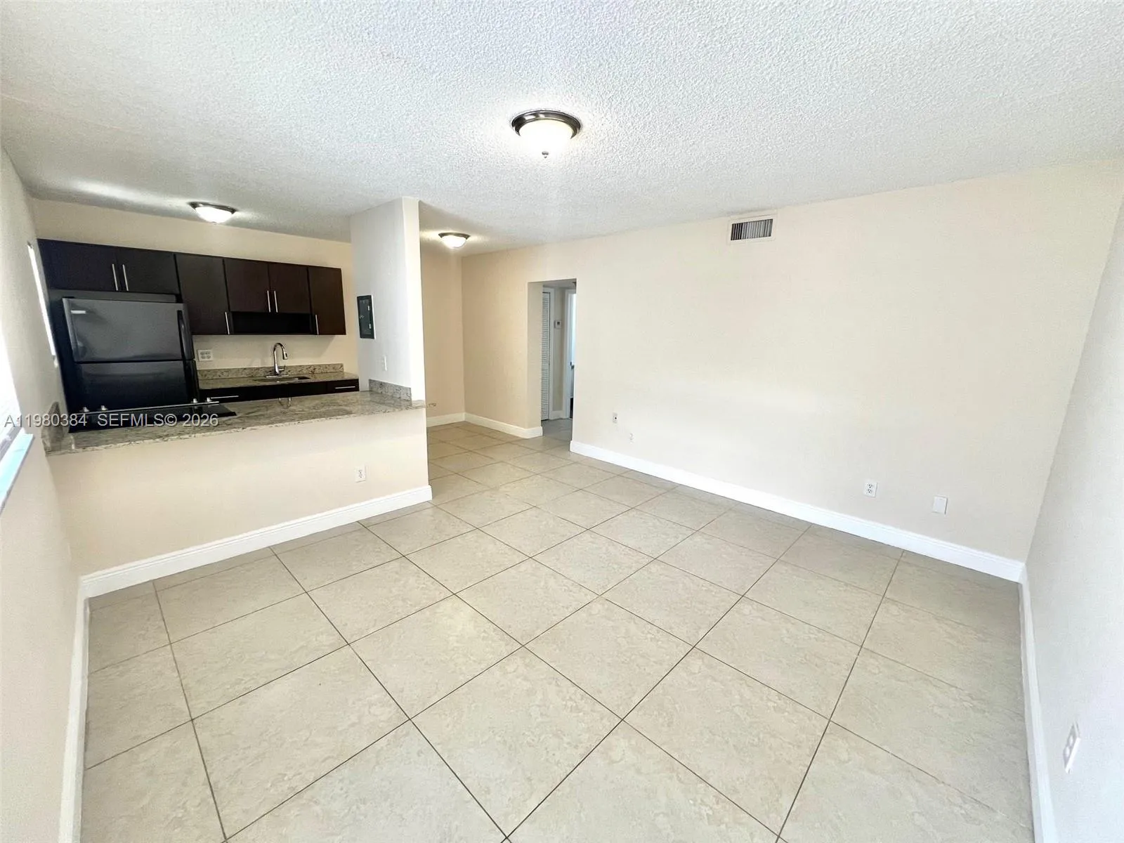 685 Ne 85th St 8, Miami, Florida 33138, Miami, Florida 33138, 1 Bedroom Bedrooms, ,1 BathroomBathrooms,Residential Lease,For Rent,685 Ne 85th St 8, Miami, Florida 33138,A11980384