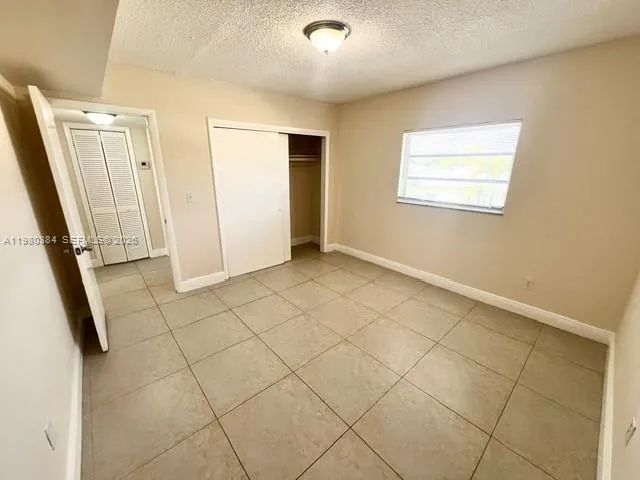 685 Ne 85th St 8, Miami, Florida 33138, Miami, Florida 33138, 1 Bedroom Bedrooms, ,1 BathroomBathrooms,Residential Lease,For Rent,685 Ne 85th St 8, Miami, Florida 33138,A11980384