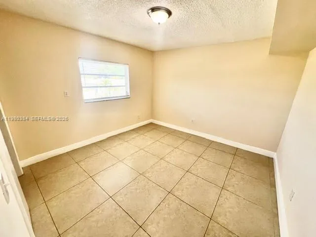 685 Ne 85th St 8, Miami, Florida 33138, Miami, Florida 33138, 1 Bedroom Bedrooms, ,1 BathroomBathrooms,Residential Lease,For Rent,685 Ne 85th St 8, Miami, Florida 33138,A11980384