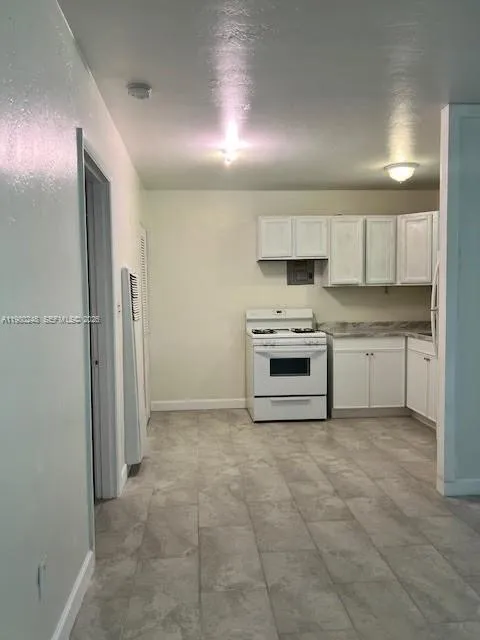 13797 Highland Dr 4, North Miami Beach, Florida 33, North Miami Beach, Florida 33181, 1 Bedroom Bedrooms, ,1 BathroomBathrooms,Residential Lease,For Rent,13797 Highland Dr 4, North Miami Beach, Florida 33,A11980248