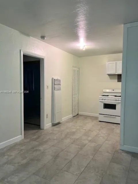 13797 Highland Dr 4, North Miami Beach, Florida 33, North Miami Beach, Florida 33181, 1 Bedroom Bedrooms, ,1 BathroomBathrooms,Residential Lease,For Rent,13797 Highland Dr 4, North Miami Beach, Florida 33,A11980248