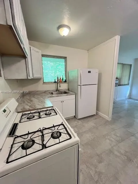 13797 Highland Dr 4, North Miami Beach, Florida 33, North Miami Beach, Florida 33181, 1 Bedroom Bedrooms, ,1 BathroomBathrooms,Residential Lease,For Rent,13797 Highland Dr 4, North Miami Beach, Florida 33,A11980248