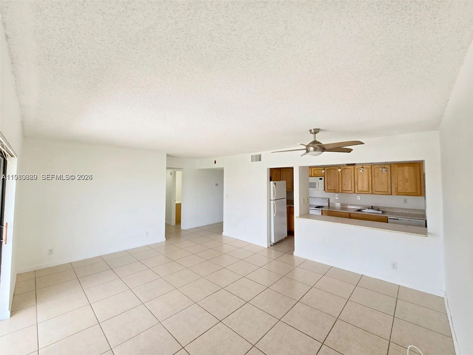 505 S Pine Island Rd 401b, Plantation, Florida 333, Plantation, Florida 33324, 1 Bedroom Bedrooms, ,1 BathroomBathrooms,Residential Lease,For Rent,505 S Pine Island Rd 401b, Plantation, Florida 333,A11980389