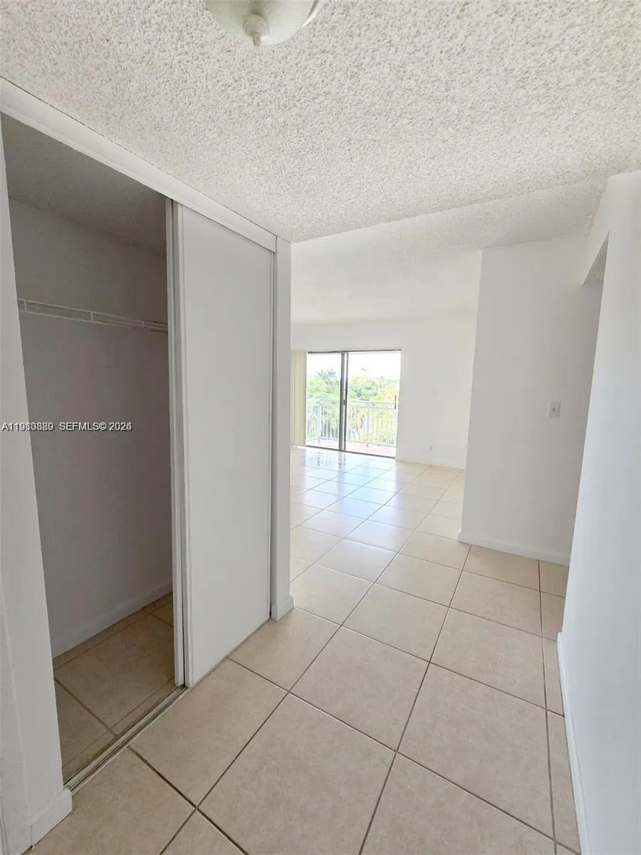 505 S Pine Island Rd 401b, Plantation, Florida 333, Plantation, Florida 33324, 1 Bedroom Bedrooms, ,1 BathroomBathrooms,Residential Lease,For Rent,505 S Pine Island Rd 401b, Plantation, Florida 333,A11980389